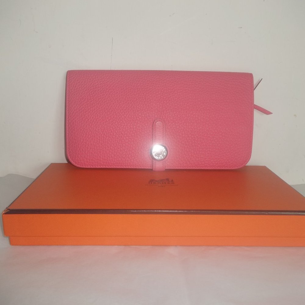 HERMÈS Pink Togo Dogon Recto Verso Wallet Q Year